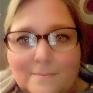 Meet your Posher, Valerie